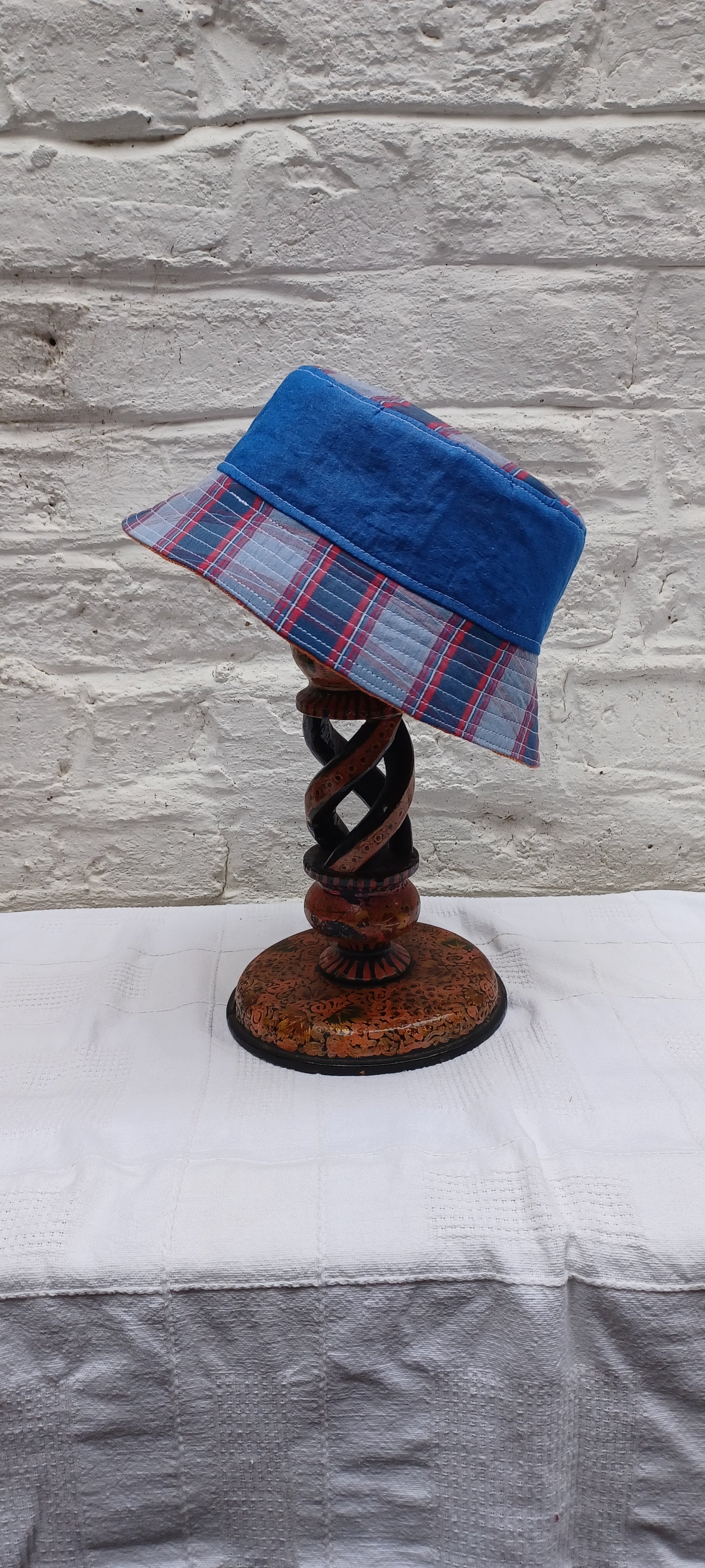 Handmade childrens bucket hat 3-5 yr old